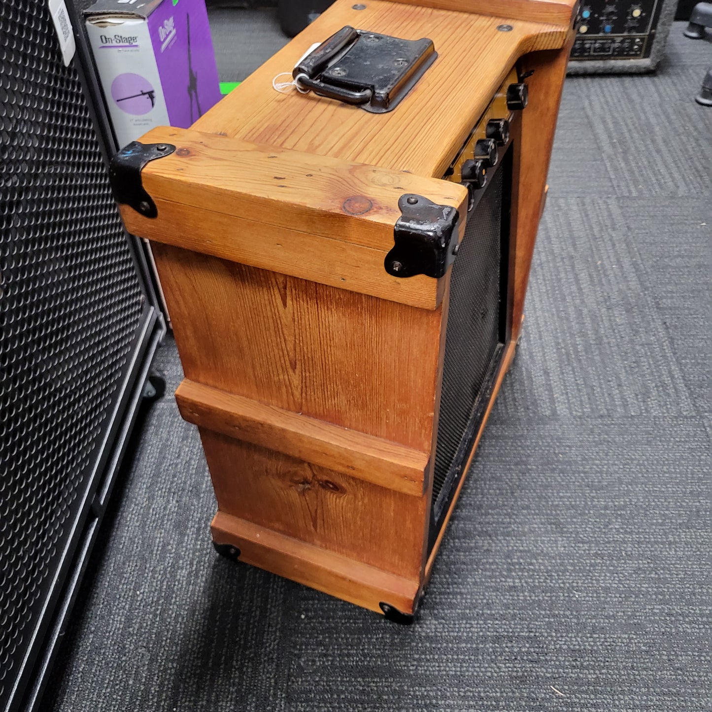 Crate II by SLM