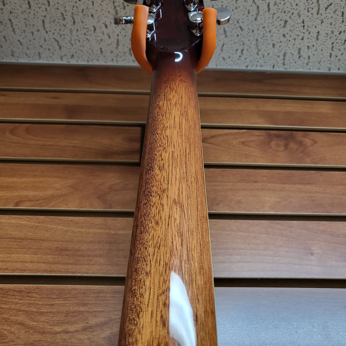Dean Backwoods Banjitar 6 String Resonator Back Banjo Natural