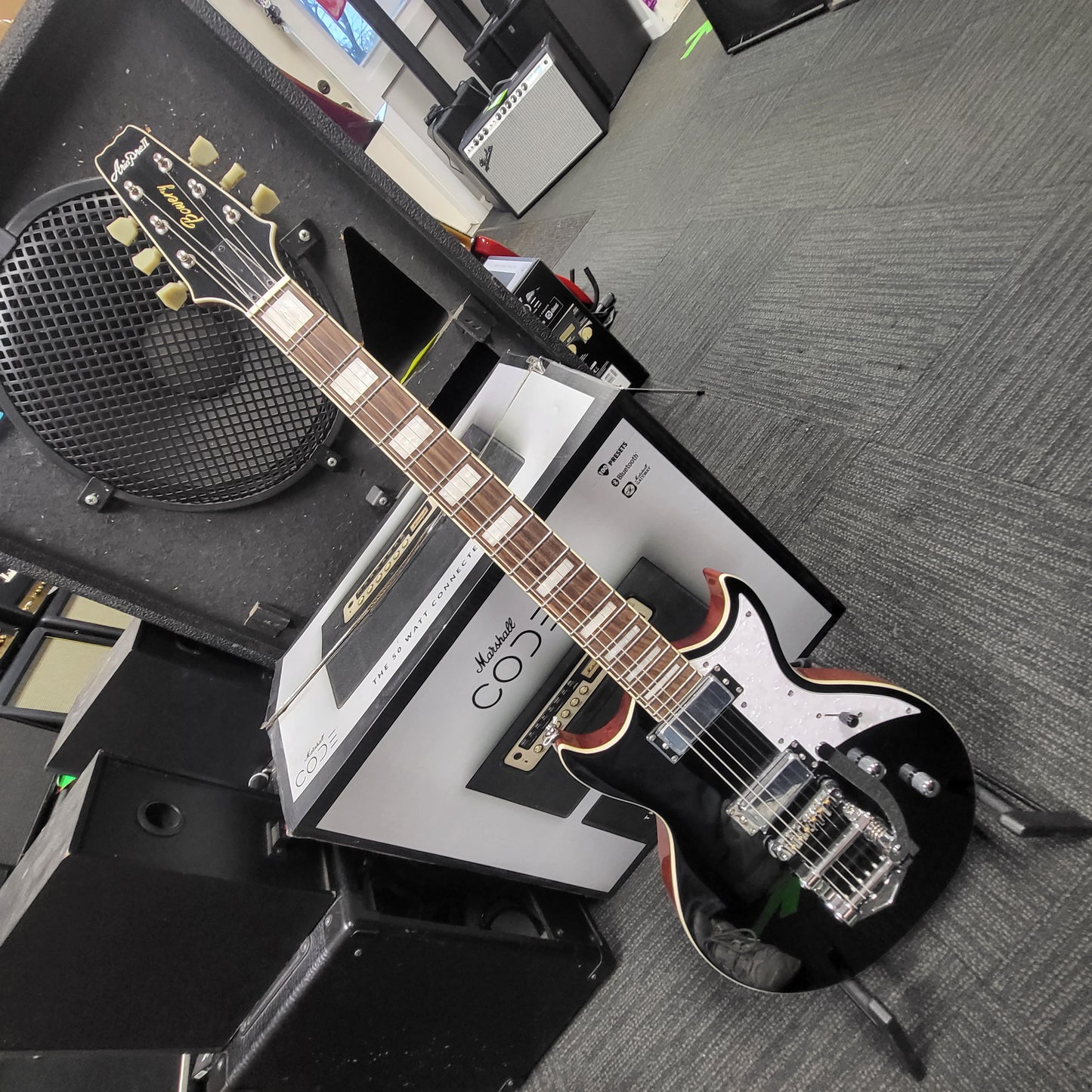 Aria Pro II 212-MK2 - Bowery-Chambered Doublecut with Bigsby, Black