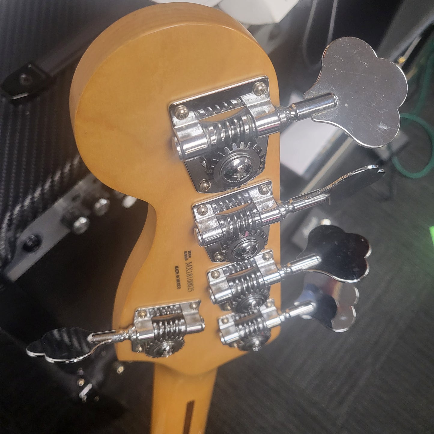 Fender 5-String Bass