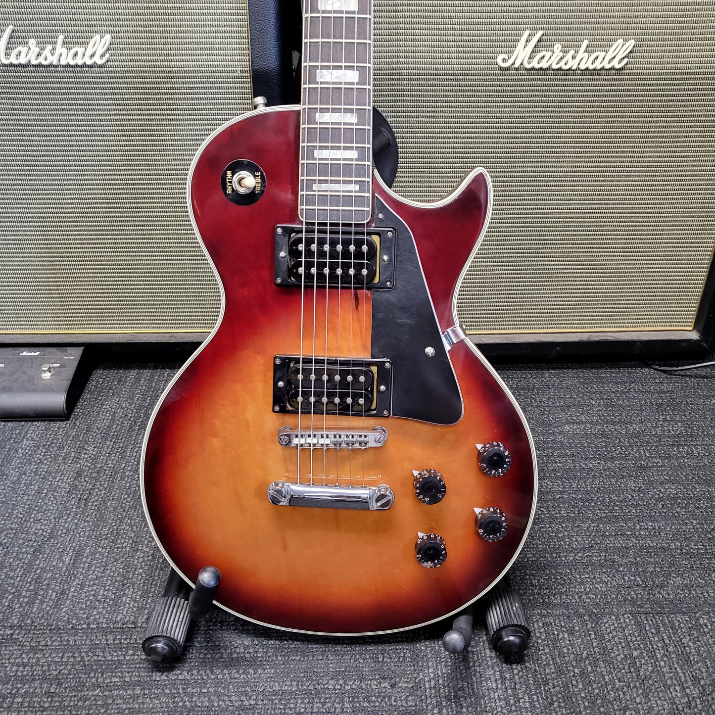 Bently Les Paul Style Electric Guitar - Used