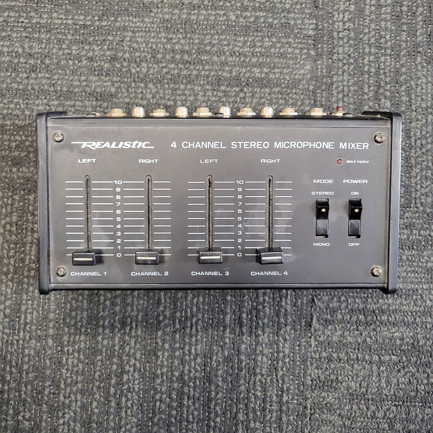 Realistic 4 Channel Stereo Microphone Mixer