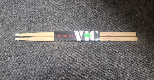 Vic Firth American Classic Hickory 5BN Nylon Tip Drum Sticks