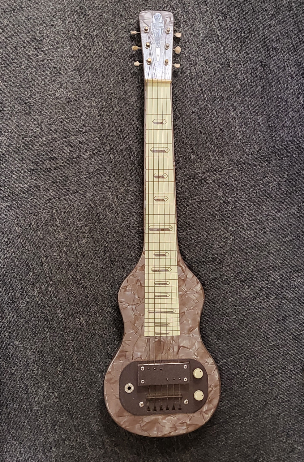 Silverstone Artist Lap Steel Metal 1950's Guitar -Metallic Brown