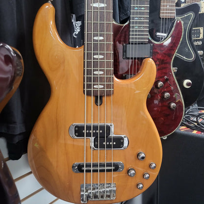 Yamaha BB615 5 string active bass guitar