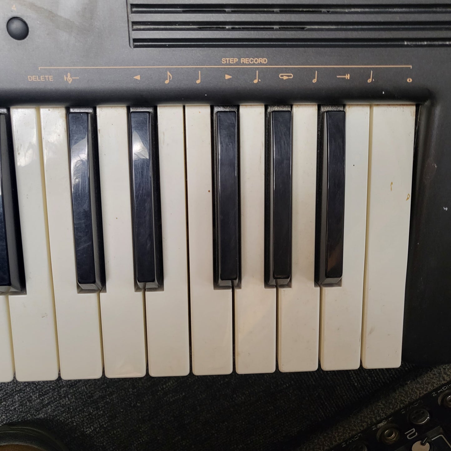 Technics PMC Keyboard KN550 =Used